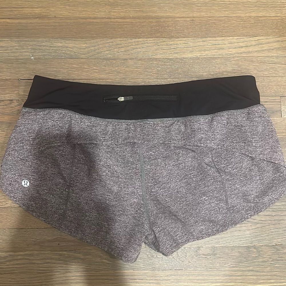 Lululemon speed up short 2.5 inch low rise